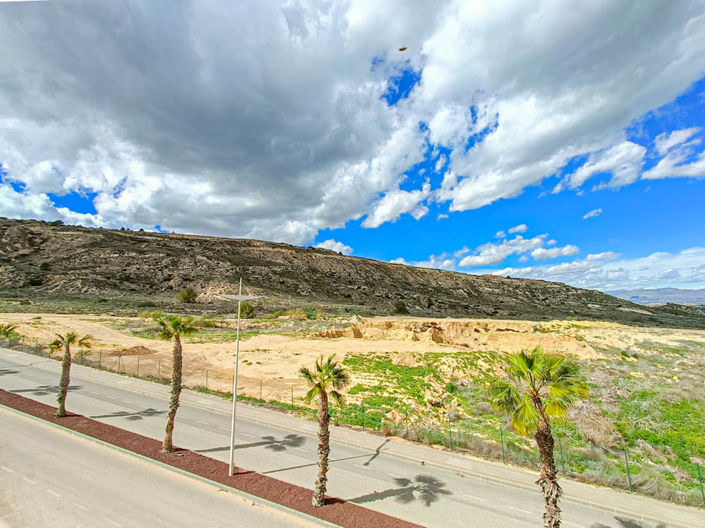 Image No.26-3 Bed Apartment for sale