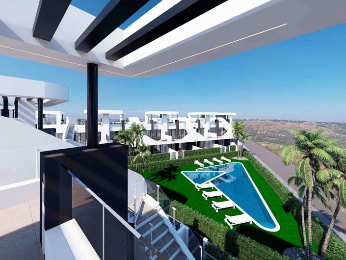 Image No.15-3 Bed Apartment for sale