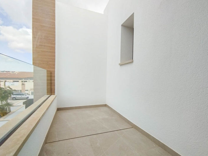 Image No.25-Villa de 4 chambres à vendre à La Finca