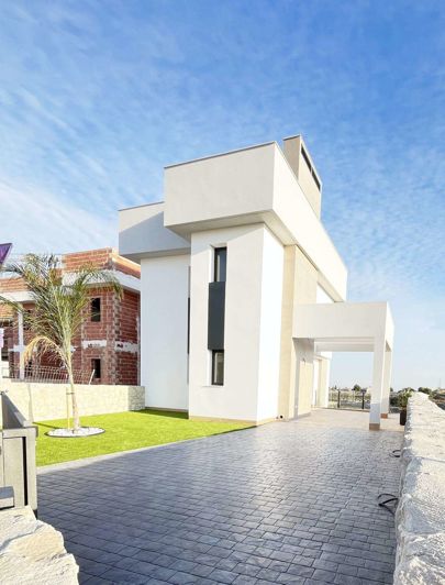 Image No.1-3 Bed Semi-Detached for sale