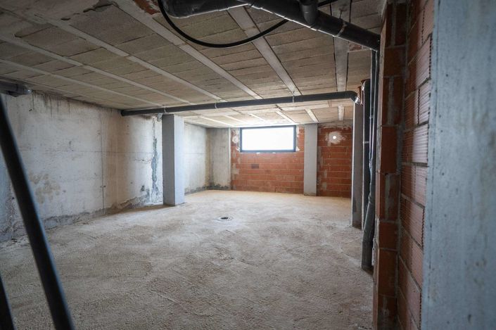 Image No.45-3 Bed Semi-Detached for sale