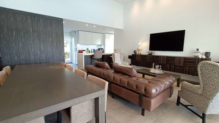 Image No.15-2 Bed Villa for sale