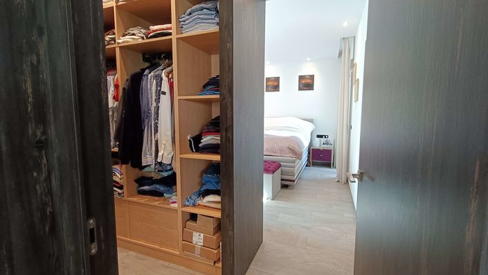 Image No.20-2 Bed Villa for sale