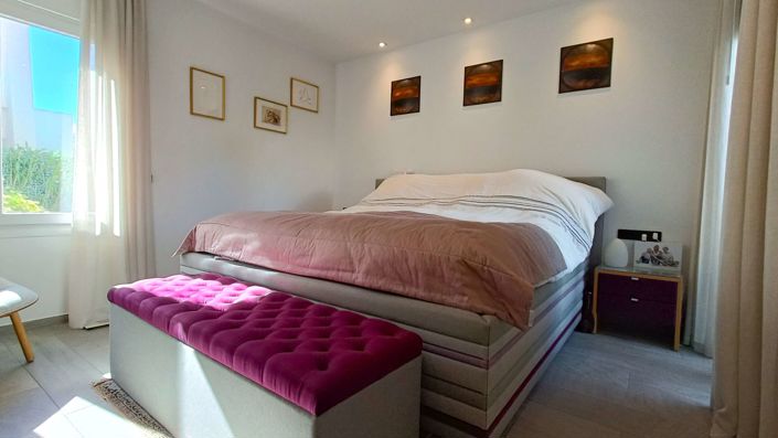 Image No.22-2 Bed Villa for sale