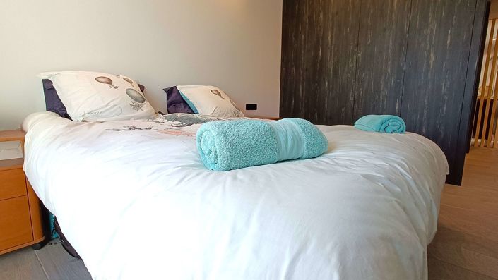 Image No.28-2 Bed Villa for sale