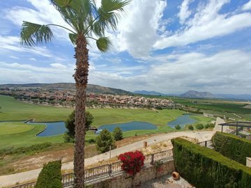 10511amazingbungalowwithevenbetterviews090525