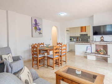 7816gorgeousgroundfloorapartmentonlasramblas1