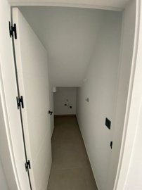 10473816