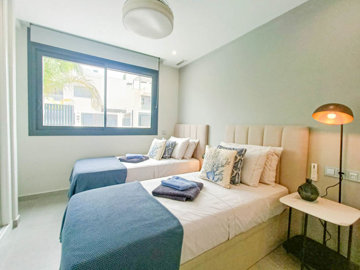 10567modernvillaonlafincagolfresort1505251207