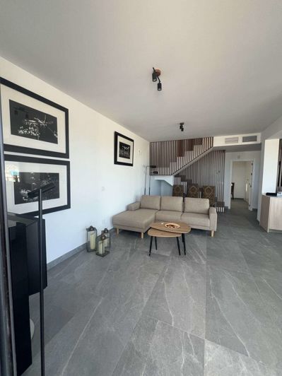 Image No.35-3 Bed Semi-Detached for sale