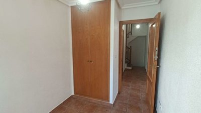 10541detachedvillaoncornerplot1007261342556