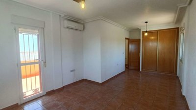 10541detachedvillaoncornerplot10072613430814