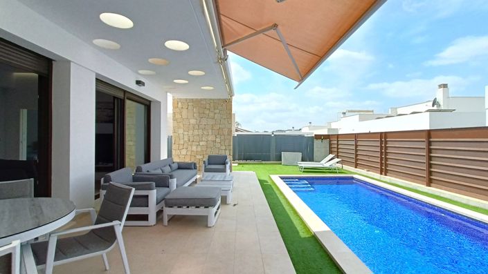 Image No.33-3 Bed Villa for sale