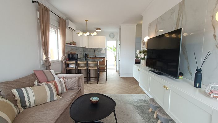 Image No.7-2 Bed Quad for sale