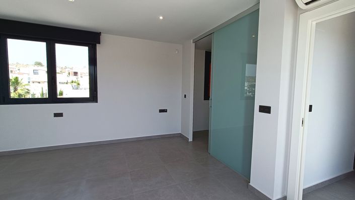 Image No.27-Villa de 4 chambres à vendre à La Finca