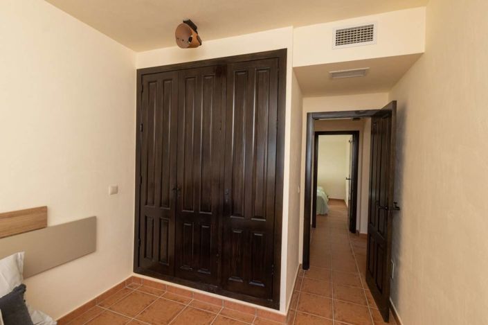 Image No.34-2 Bed Semi-Detached for sale