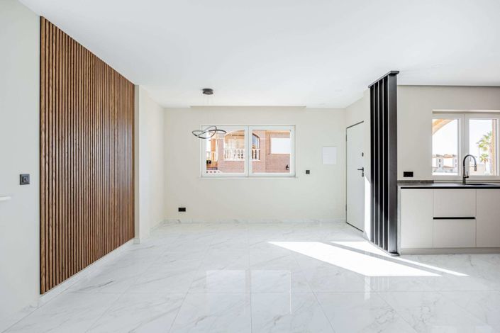 Image No.19-4 Bed Villa for sale