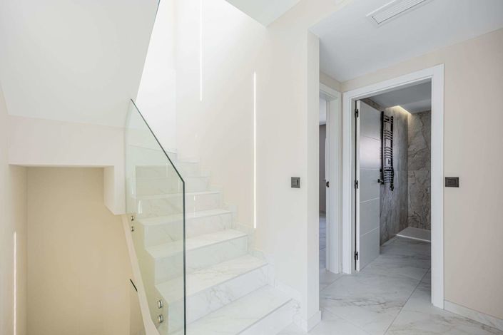 Image No.23-4 Bed Villa for sale