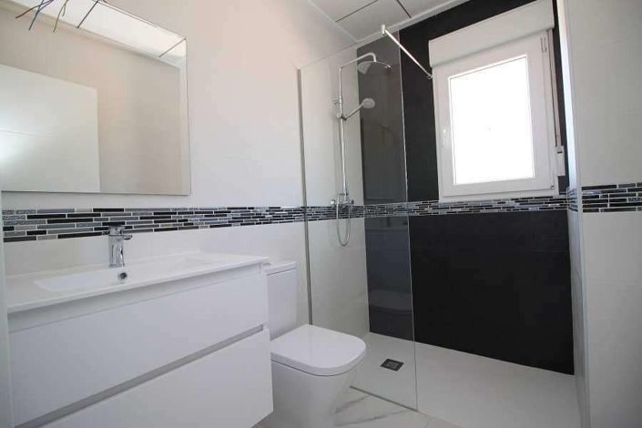 Image No.14-4 Bed Villa for sale