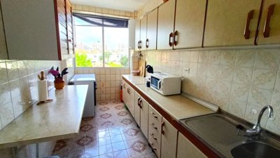 10892beautifulsecondfloorapartment11072514353