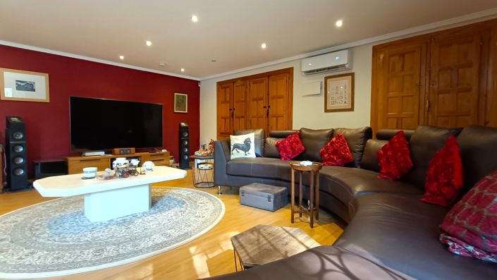 Image No.19-4 Bed Villa for sale