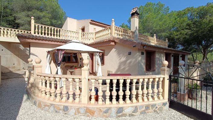 Image No.6-4 Bed Villa for sale