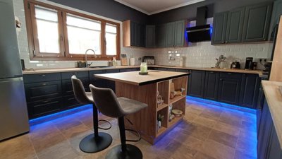 11075amazingcountryretreatwithstables18082515