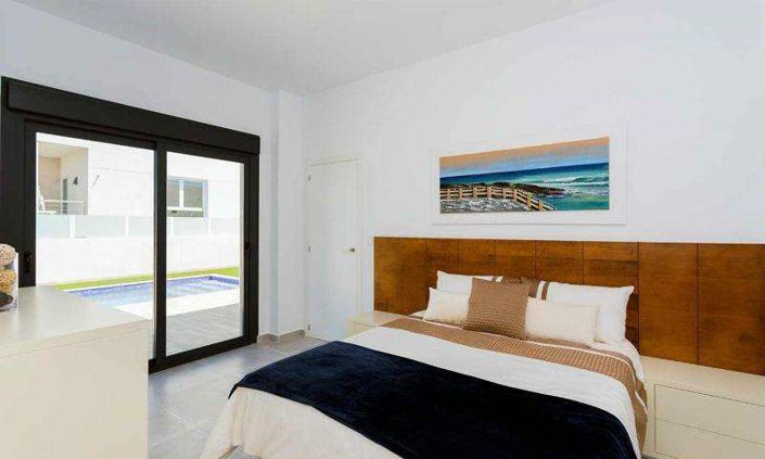 Image No.16-3 Bed Villa for sale