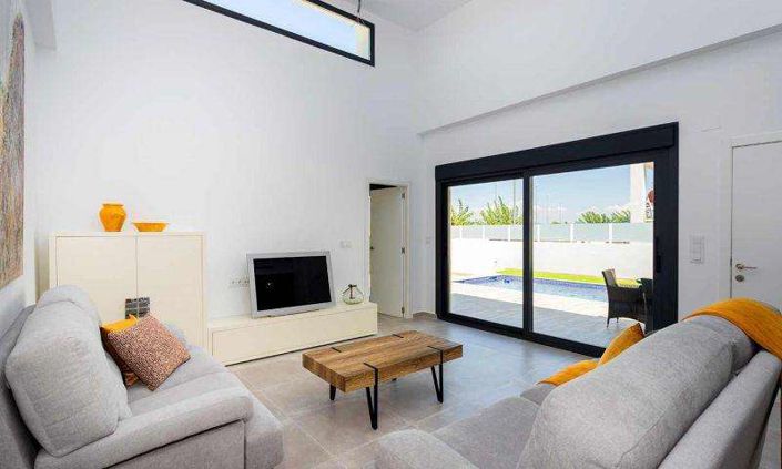 Image No.4-3 Bed Villa for sale