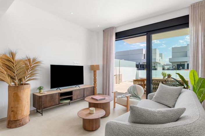 Image No.27-3 Bed Townhouse for sale