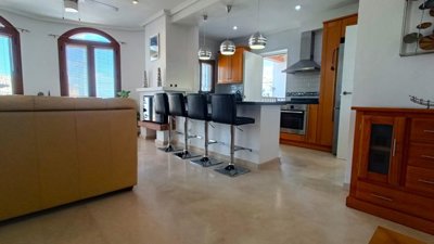 11162beautifullinkeddetachedvilla060925113802