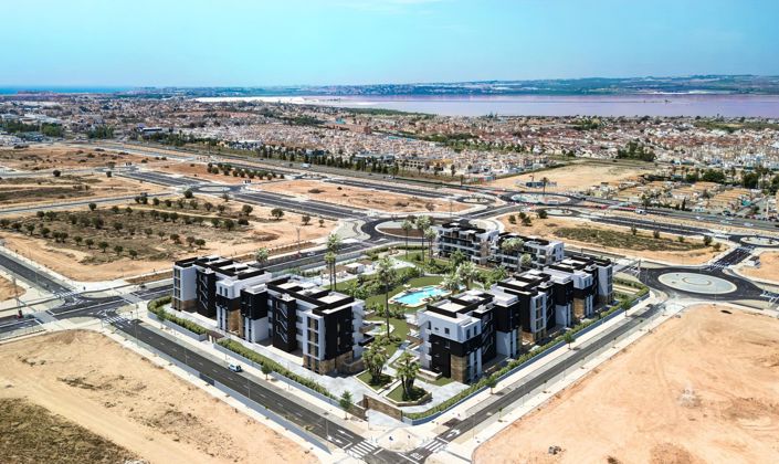 Image No.1-Appartement de 2 chambres à vendre à Torrevieja