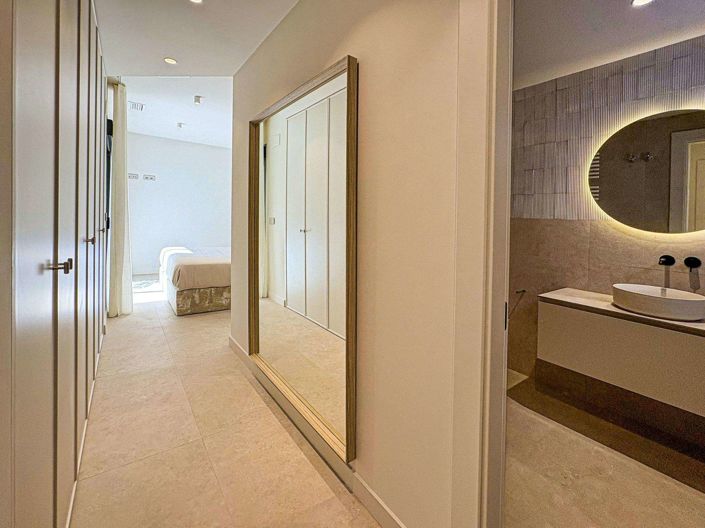 Image No.27-5 Bed Villa for sale