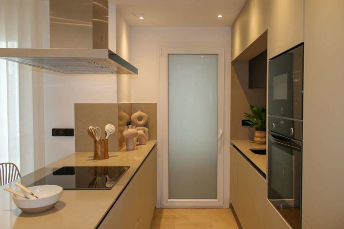 Image No.13-2 Bed Apartment for sale