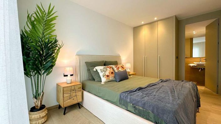 Image No.18-2 Bed Apartment for sale