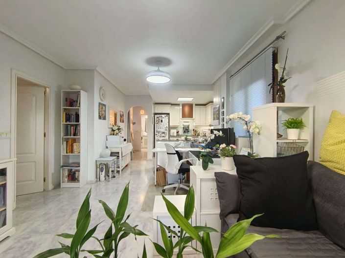 Image No.14-2 Bed Apartment for sale