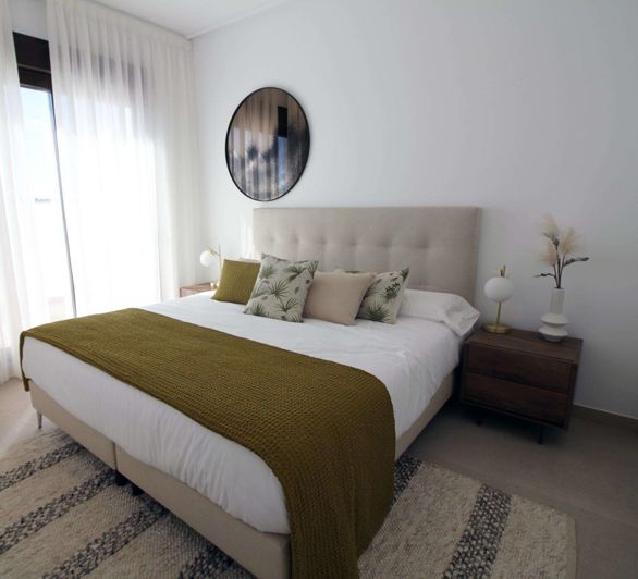 Image No.19-4 Bed Semi-Detached for sale