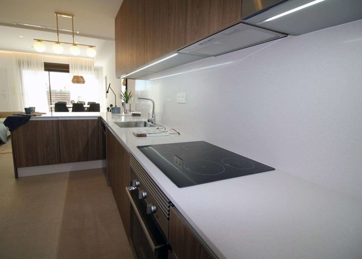 Image No.25-4 Bed Semi-Detached for sale