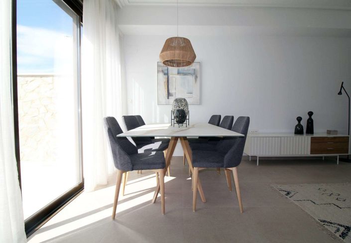 Image No.4-3 Bed Townhouse for sale