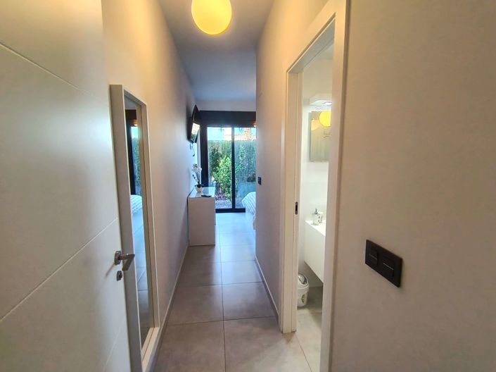 Image No.20-2 Bed Apartment for sale