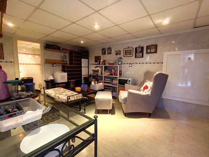 Image No.18-2 Bed Apartment for sale