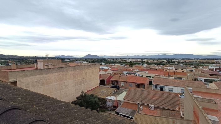 Image No.23-2 Bed Apartment for sale