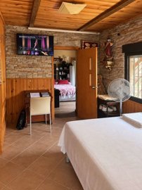 12466peaceandtranquillityforsale230926133827w