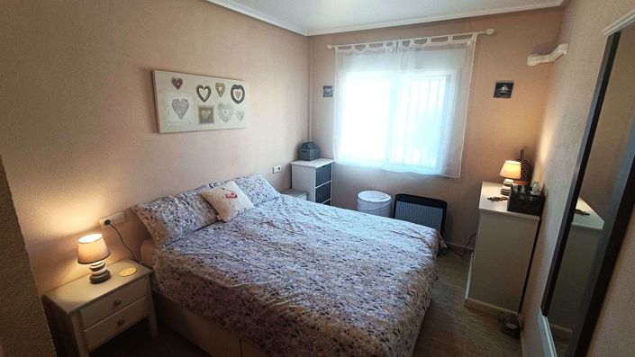 Image No.13-2 Bed Bungalow for sale