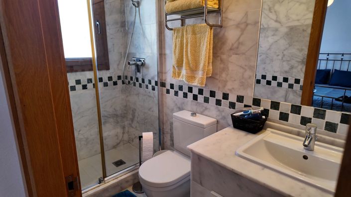 Image No.16-2 Bed Apartment for sale