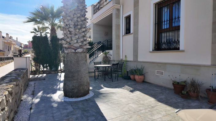 Image No.29-2 Bed Apartment for sale