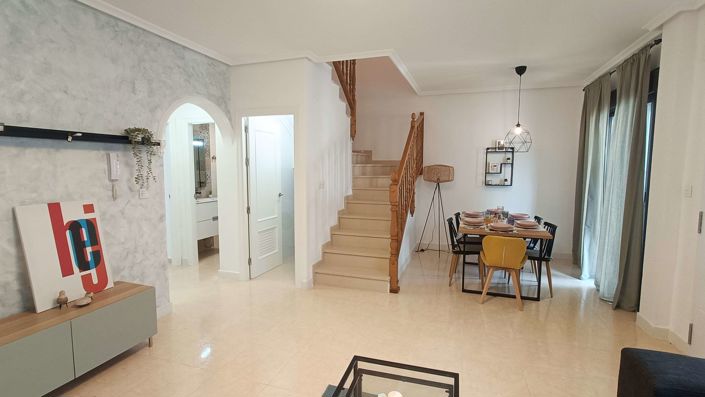 Image No.3-3 Bed Townhouse for sale