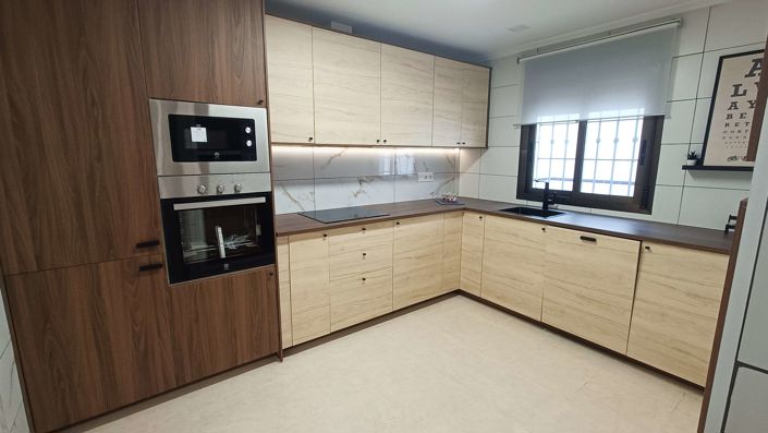 Image No.8-3 Bed Townhouse for sale