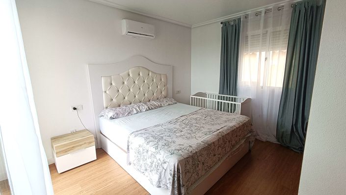 Image No.21-Villa de 4 chambres à vendre à San Miguel de Salinas