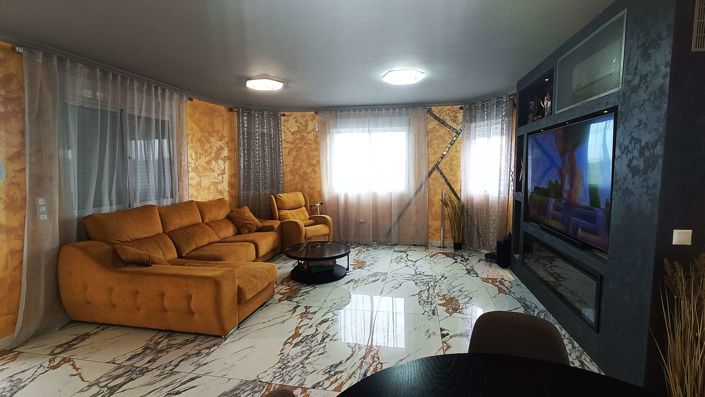 Image No.4-4 Bed Villa for sale